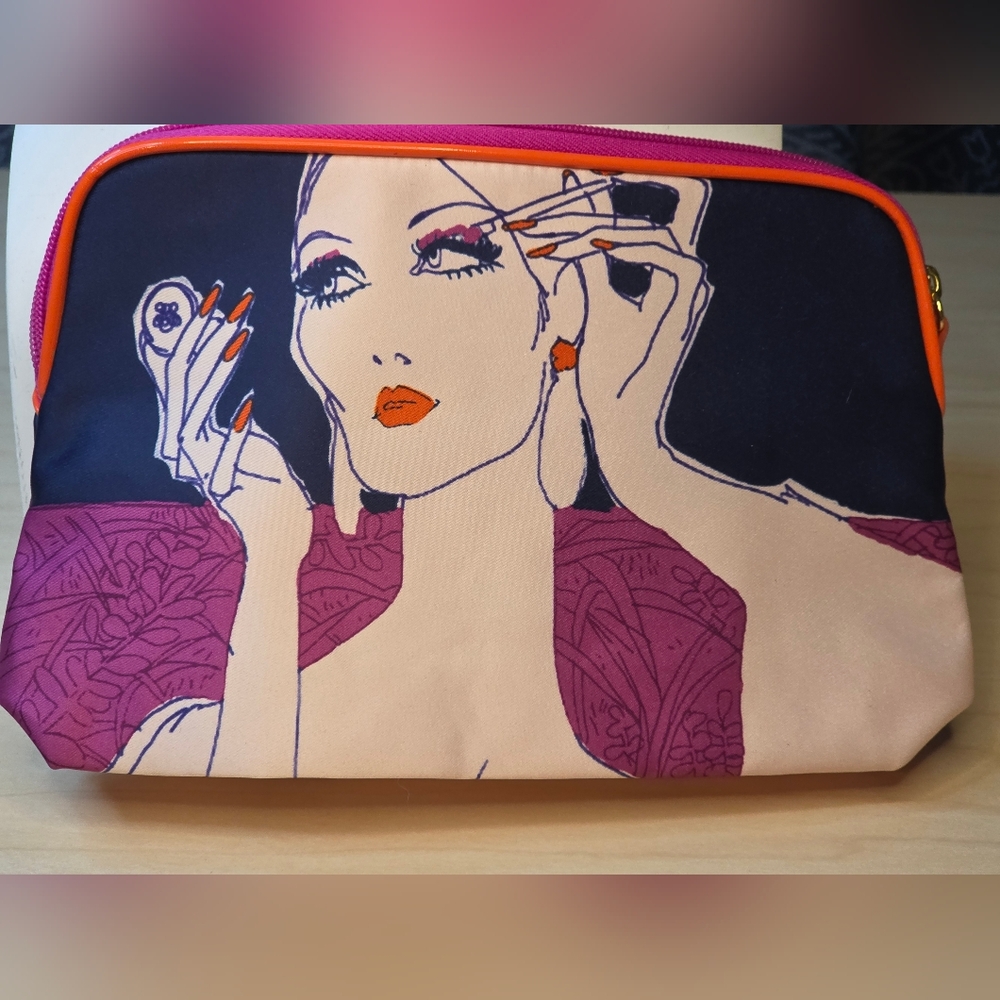 Estee Lauder Makeup Pouch/Travel Bag NWOT